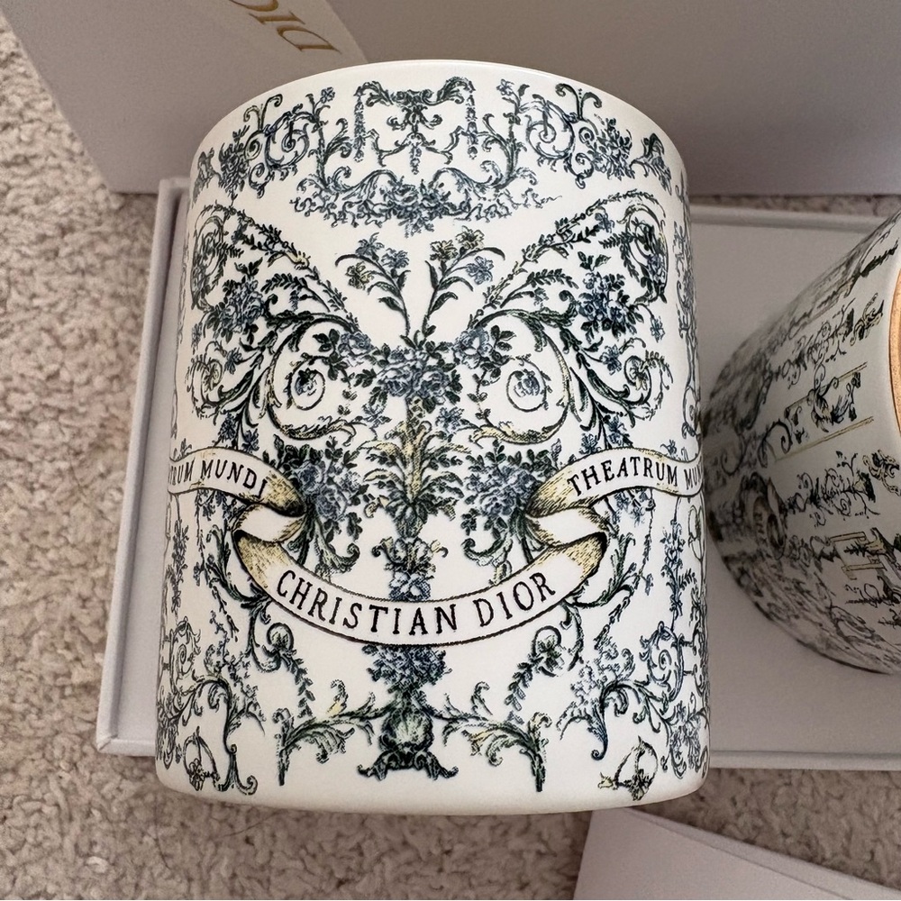 Dior Elegant Blue and White Candle Duo - Picture 5 of 16